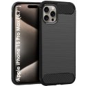 CUSTODIA per APPLE IPHONE 15 PRO MAX (6.7") IN GEL TPU EFFETTO METALLICO CON INSERTI IN FANTASIA CARBONIO COLORE NERO CUSTODIA per APPLE IPHONE 15 PRO MAX (6.7") IN GEL TPU EFFETTO METALLICO CON INSERTI IN FANTASIA CARBONIO COLORE NERO